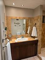 Les Balcons d'Oyster Pond