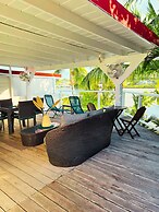 Les Balcons d'Oyster Pond