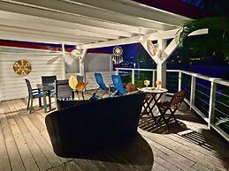 Les Balcons d'Oyster Pond