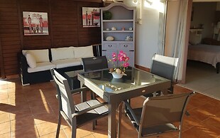 Les Balcons d'Oyster Pond