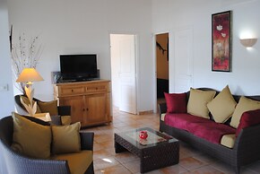 Les Balcons d'Oyster Pond