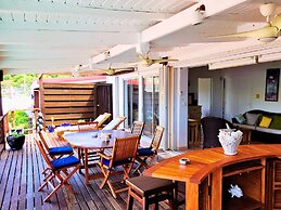 Les Balcons d'Oyster Pond