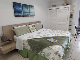 Les Balcons d'Oyster Pond