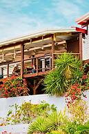 Les Balcons d'Oyster Pond