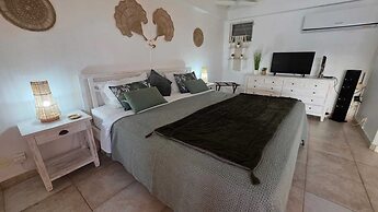 Les Balcons d'Oyster Pond