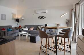 Les Balcons d'Oyster Pond