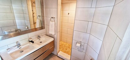 Les Balcons d'Oyster Pond