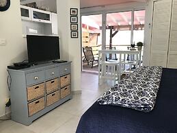 Les Balcons d'Oyster Pond