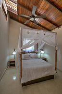 Zen Villa # 1 - Three Bedroom Luxury Villa With Private Garden, Playa 