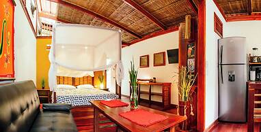 Charming 2-person Apartment in Playa Chiquita, Puerto Viejo