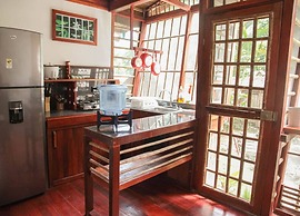 Charming 2-person Apartment in Playa Chiquita, Puerto Viejo