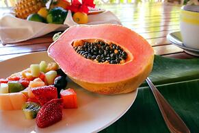 The Carib House 5 Bedrooms And Pool Close To Beach