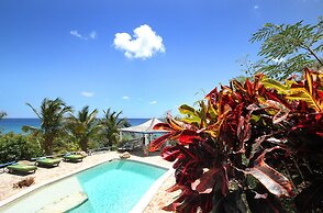 The Carib House 5 Bedrooms And Pool Close To Beach