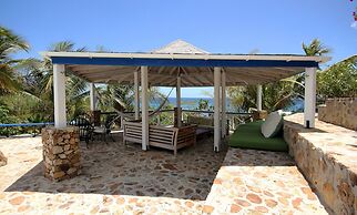 The Carib House 5 Bedrooms And Pool Close To Beach