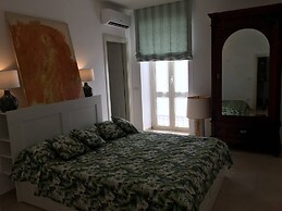 Casa Santa Lucia, Noto Barocca