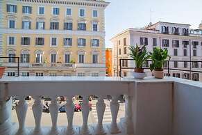 Super Big History Luxury At Colosseum