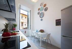 Super Big History Luxury At Colosseum