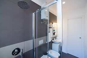 Super Big History Luxury At Colosseum