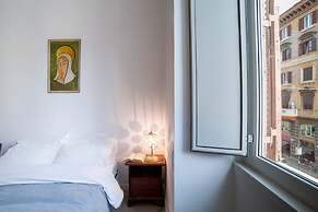 Super Big History Luxury At Colosseum