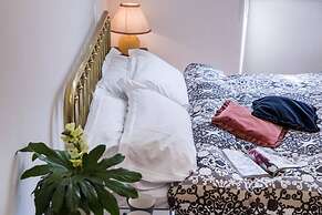 Super Big History Luxury At Colosseum