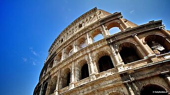 Super Big History Luxury At Colosseum