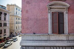 Super Big History Luxury At Colosseum