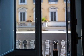 Super Big History Luxury At Colosseum