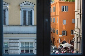 Super Big History Luxury At Colosseum