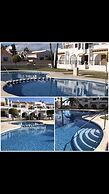 2-bed Apartment 10 min Drive to the Beach!