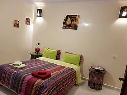 Zwina Appart, A Small, Cozy Family Nest