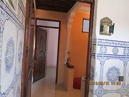 Zwina Appart, A Small, Cozy Family Nest