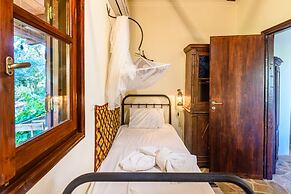 The Fairytale House Seaside Retreat