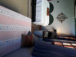 Virgen Del Cerro Apartments