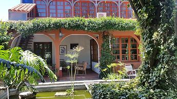 Virgen Del Cerro Apartments