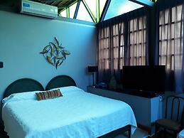 Virgen Del Cerro Apartments