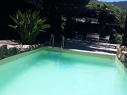 Virgen Del Cerro Apartments