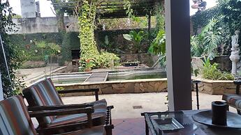 Virgen Del Cerro Apartments