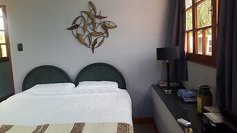 Virgen Del Cerro Apartments