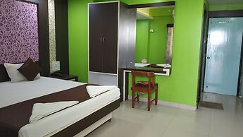 Reba Beach Resort - Hostel