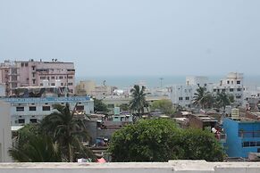 Reba Beach Resort - Hostel