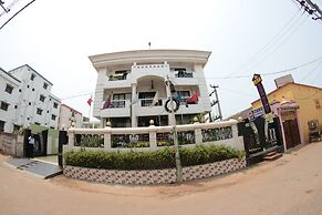 Reba Beach Resort - Hostel
