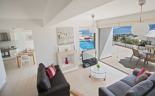 Villa Abbie, Panoramic Sea Views