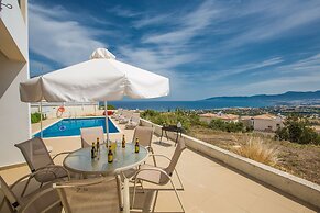 Villa Abbie, Panoramic Sea Views