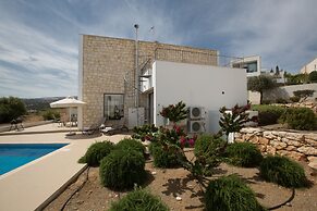 Villa Abbie, Panoramic Sea Views
