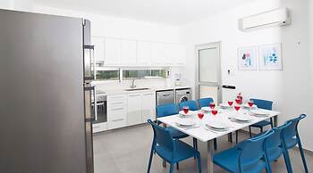 Villa Kia, Luxury 5bdr Villa