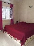 Independent Villa With Private Pool, Covered Parking