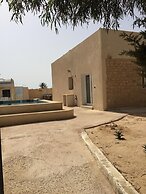 Independent Villa With Private Pool, Covered Parking