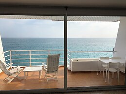 Amazing sea View Near Barcelona