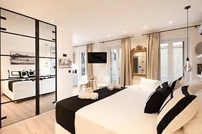 Porta Reale Suite  by CorfuEscapes