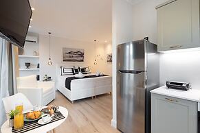 Porta Reale Suite  by CorfuEscapes